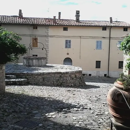Maison d'hôtes Cisterna Nel Borgo 3*